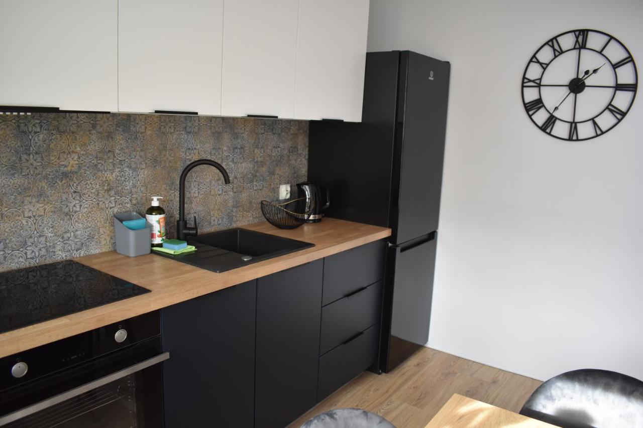Apartament W Centrum Przy Parku Na Wyspie Piła Exteriér fotografie