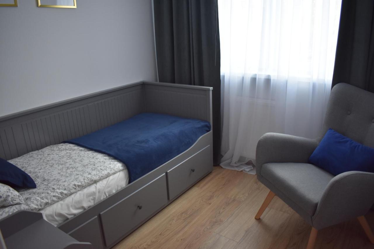 Apartament W Centrum Przy Parku Na Wyspie Piła Exteriér fotografie