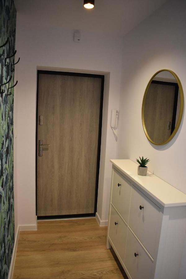 Apartament W Centrum Przy Parku Na Wyspie Piła Exteriér fotografie